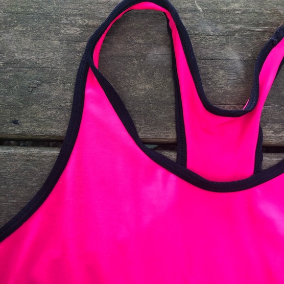 LAST CHANCE Under armour sports bra - Picture 5 of 7